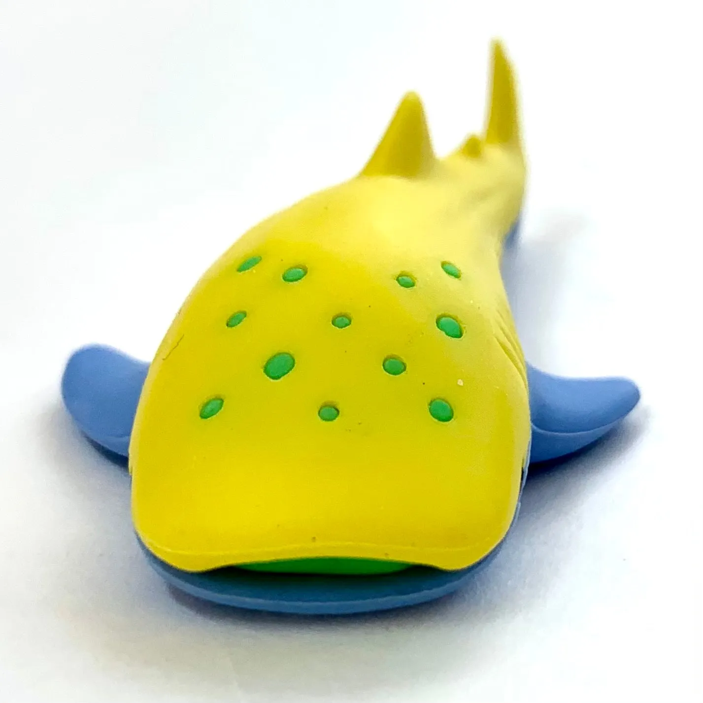 38456 Iwako Colorz Whale Sharks-12 sets of 5 Erasers