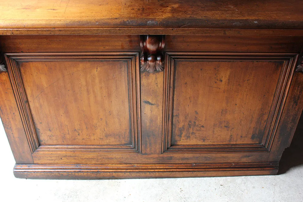 A Fine Quality Victorian Mahogany Six-Drawer Shop Counter c.1870-80