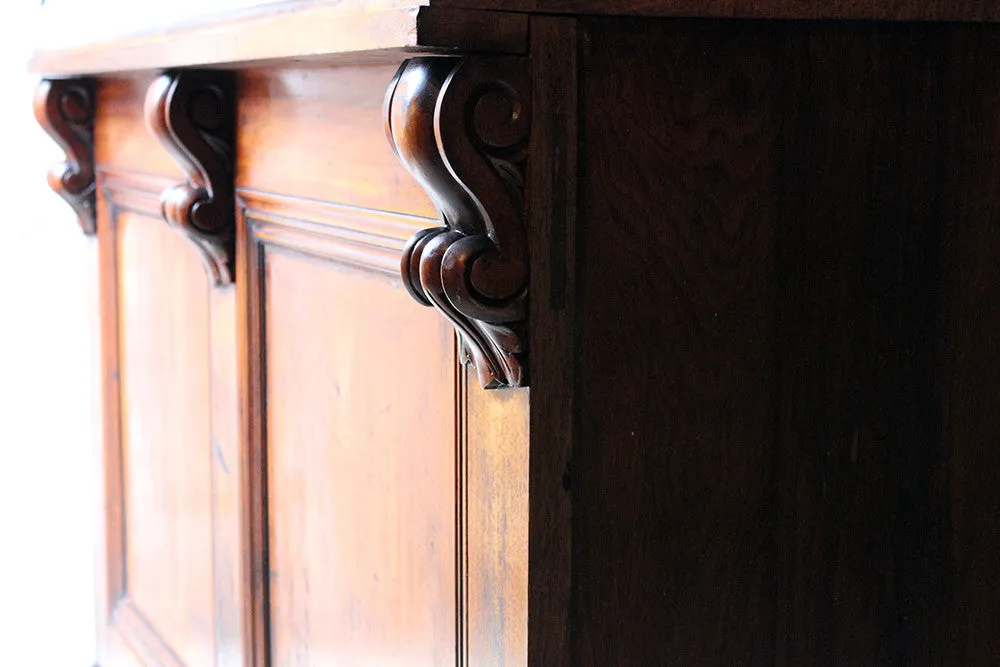 A Fine Quality Victorian Mahogany Six-Drawer Shop Counter c.1870-80