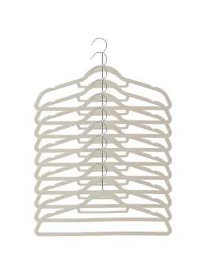 Clothes Hangers Set