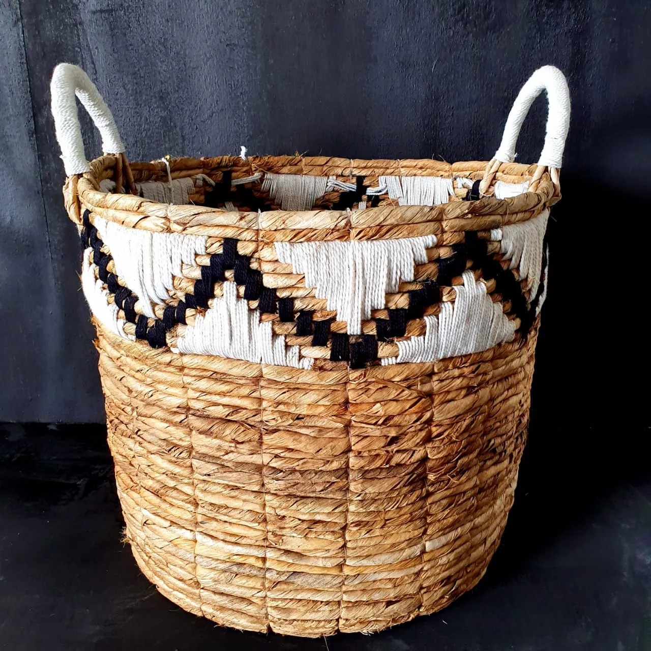 Mac Set 3 Banana Leaf Basket With Woven Zig-Zag Motif